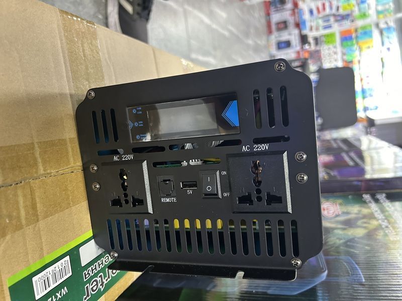 Інвертор для автомобіля&nbsp;Wimpex 7000W, 12V-220V, потужний інвертор, компактний інвертор, інвертор для заряджання WX-7100 фото